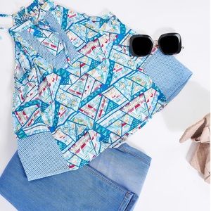 🌴Spring top with mesh sides🌴